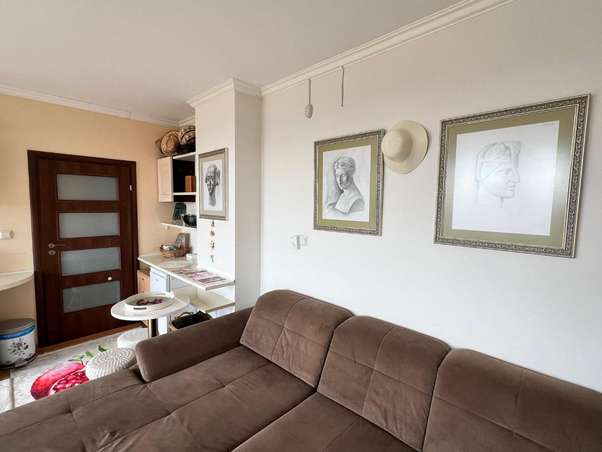 Downtown Central Apartment With Working Kitchen, City Views & Free Parking Kazanlak Luaran gambar