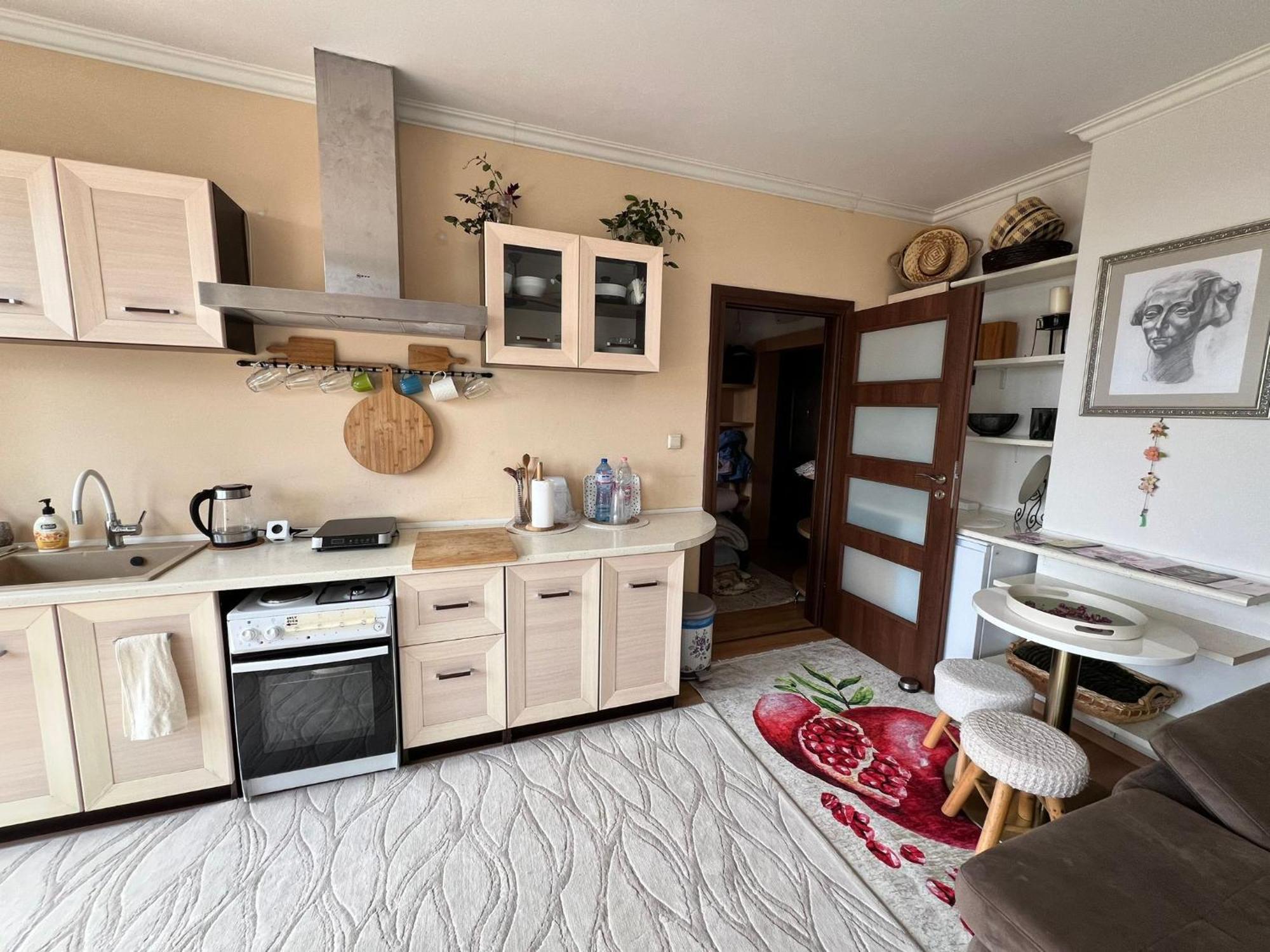 Downtown Central Apartment With Working Kitchen, City Views & Free Parking Kazanlak Luaran gambar