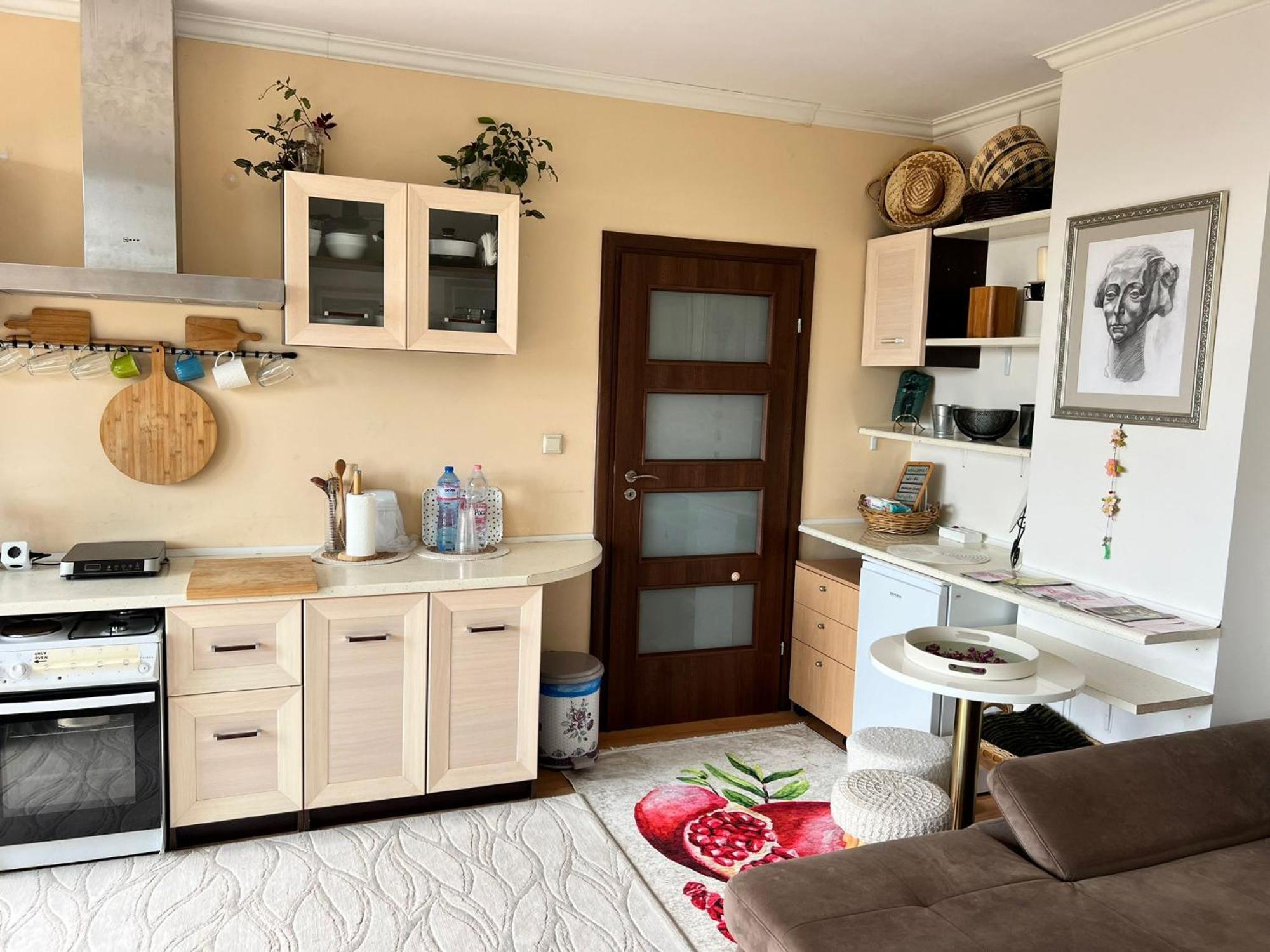 Downtown Central Apartment With Working Kitchen, City Views & Free Parking Kazanlak Luaran gambar