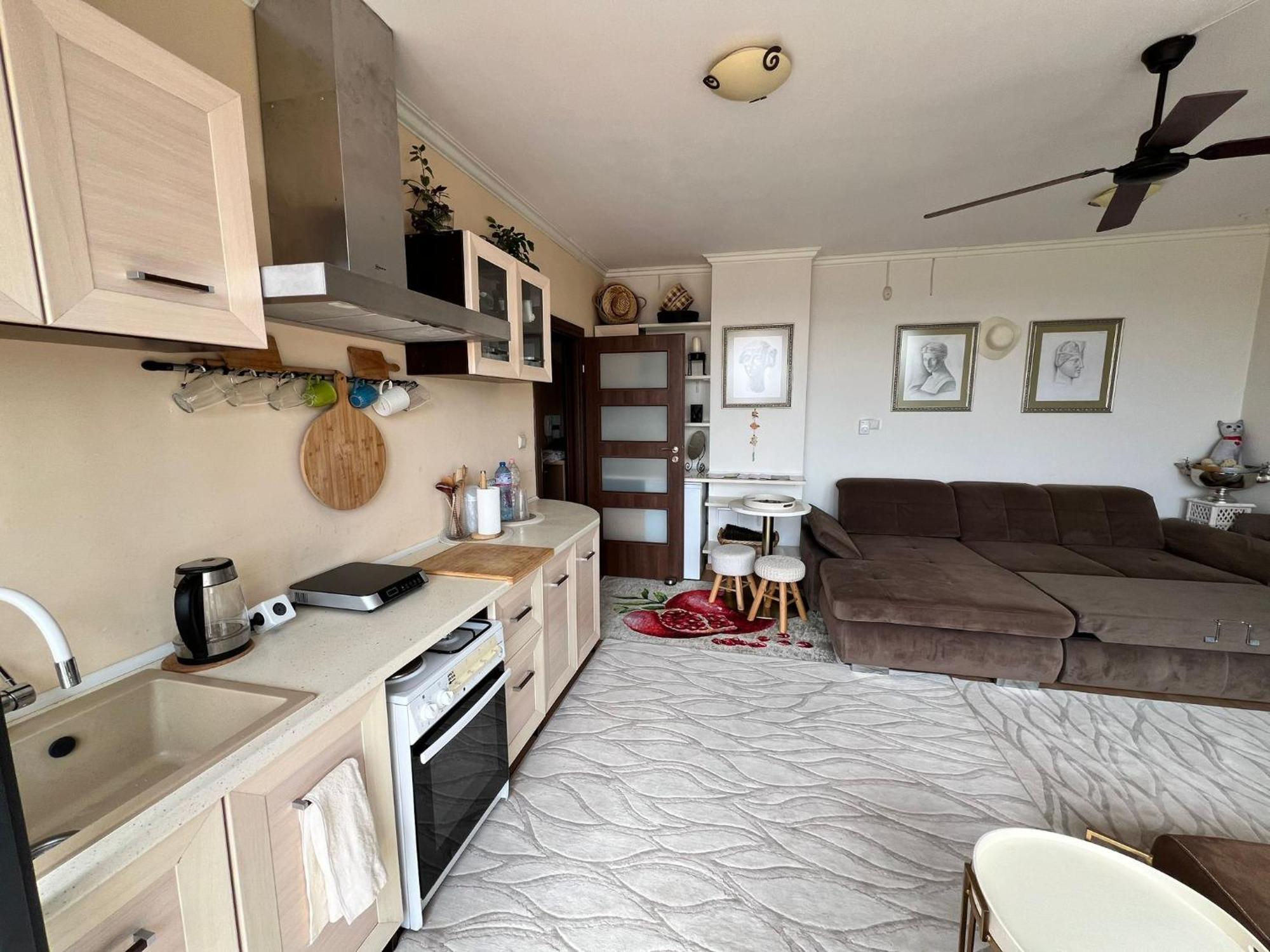 Downtown Central Apartment With Working Kitchen, City Views & Free Parking Kazanlak Luaran gambar