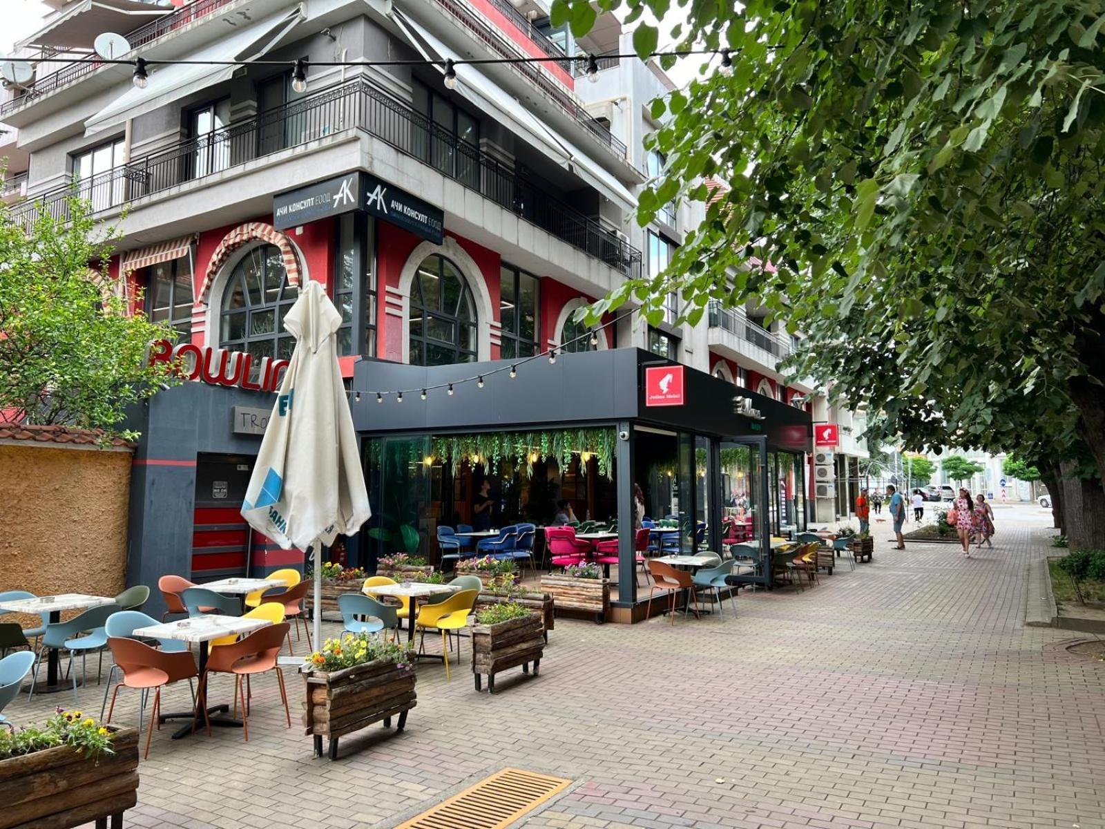 Downtown Central Apartment With Working Kitchen, City Views & Free Parking Kazanlak Luaran gambar