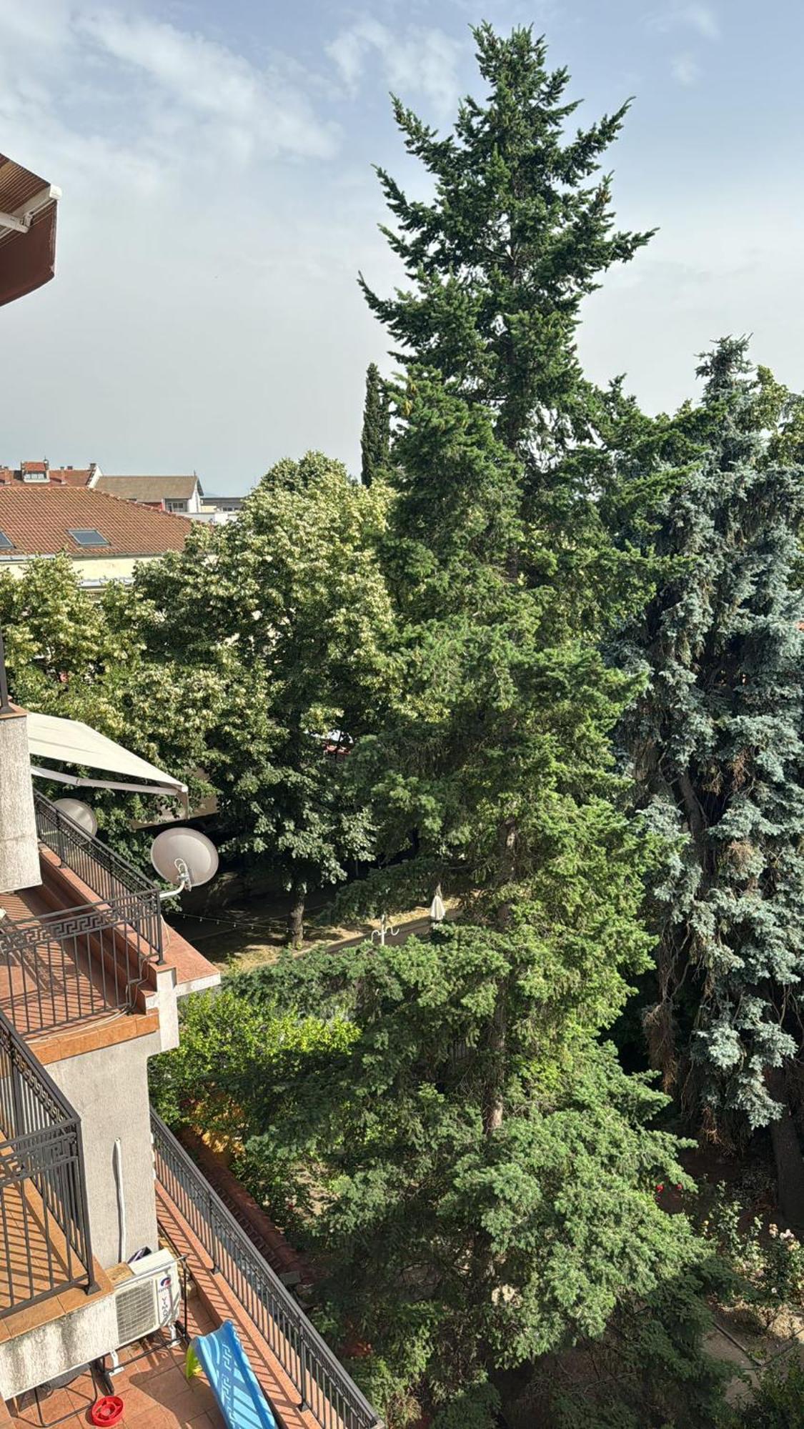 Downtown Central Apartment With Working Kitchen, City Views & Free Parking Kazanlak Luaran gambar